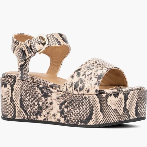 NIB Aquatalia Dinah Water Repellant Snakeskin Ankle Strap Platform Sandals - 8 - Picture 1 of 7